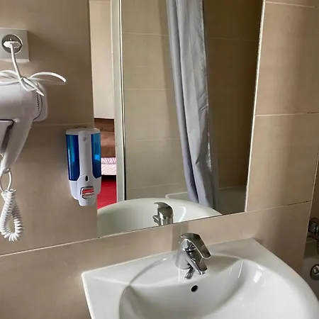 Grand De L'europe Hotel Paris